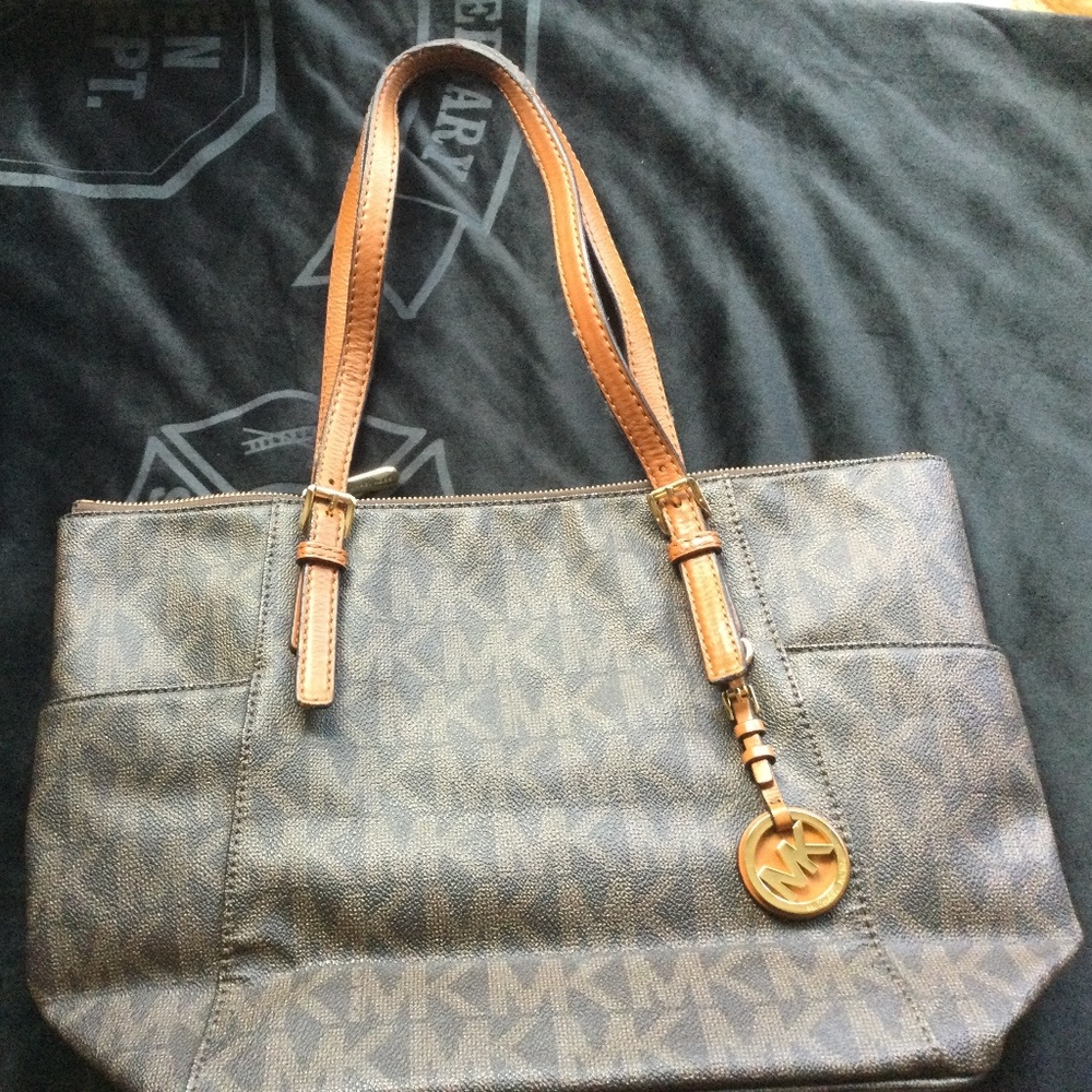 Michael Kors signature medium tote bag